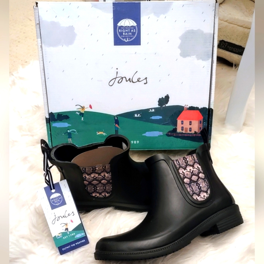 Sold....Joules Rain boots
